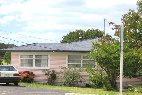 Photo of property in 2/289 Rangatira Road, Beach Haven, Auckland, 0626