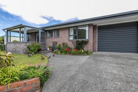Photo of property in 6 Baillie Place, Cobden, Greymouth, 7802