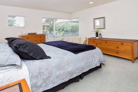 Photo of property in 2/8 Clydesdale Avenue, Somerville, Auckland, 2014