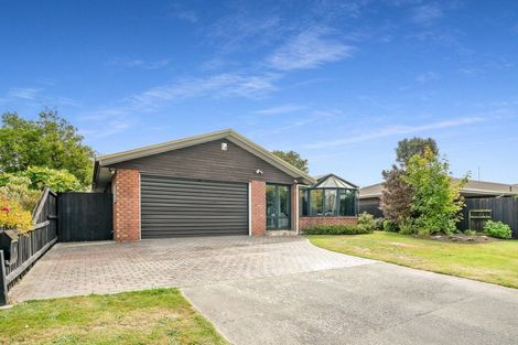 Photo of property in 4 Addison Place, Halswell, Christchurch, 8025