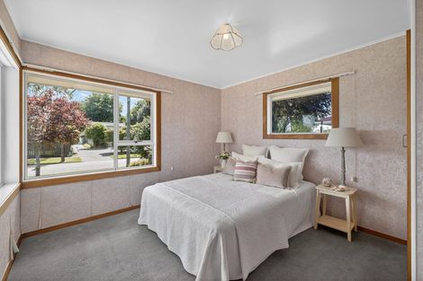 Photo of property in 11 Bevington Street, Avonhead, Christchurch, 8042