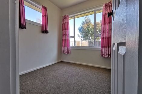 Photo of property in 33 Blankney Street, Hornby, Christchurch, 8042