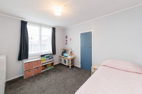 Photo of property in 17 Matai Street, Marton, 4710