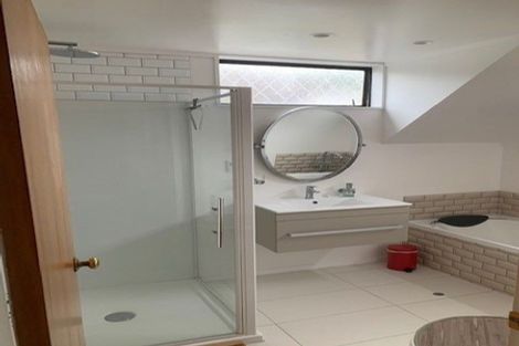 Photo of property in 42 Satara Crescent, Khandallah, Wellington, 6035