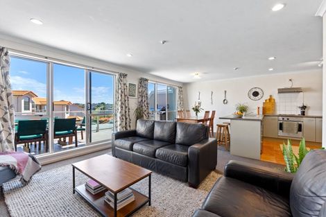 Photo of property in Santa Rosa, 7/340 Gulf Harbour Drive, Gulf Harbour, Whangaparaoa, 0930