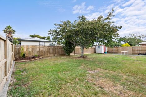 Photo of property in 10 Aldershot Place, Nawton, Hamilton, 3200