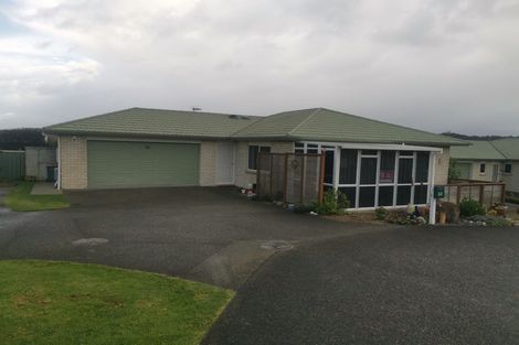 Photo of property in 4/8 Village Place, Tuakau, 2121