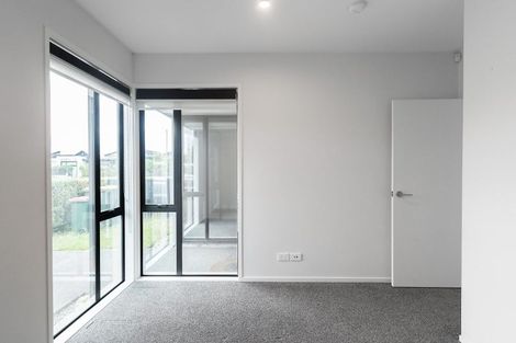 Photo of property in 1 Gallantry Crescent, Papakura, 2110