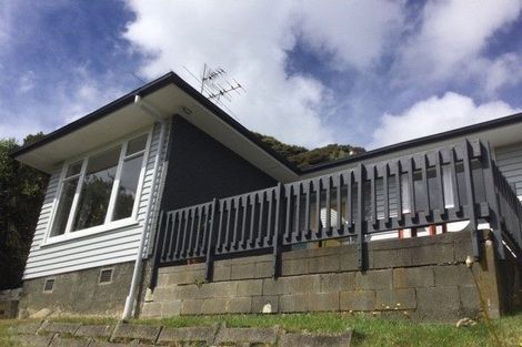 Photo of property in 20 Kiriwai Road, Paremata, Porirua, 5024
