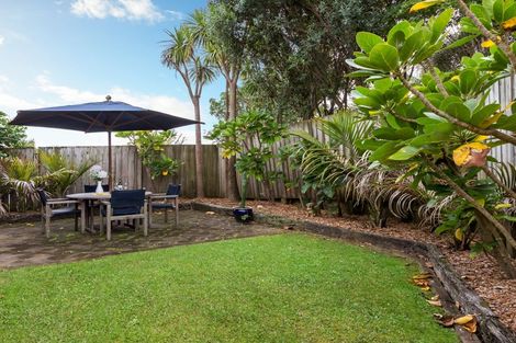 Photo of property in 2/8 Clydesdale Avenue, Somerville, Auckland, 2014