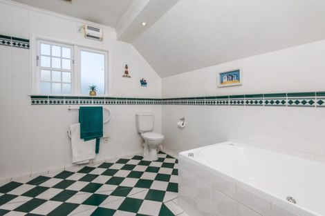 Photo of property in 13 Waru Street, Khandallah, Wellington, 6035