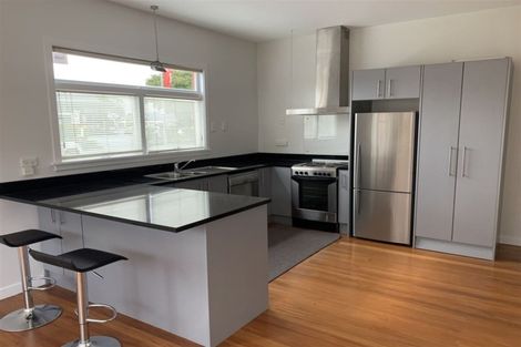 Photo of property in 53 Papanui Road, Merivale, Christchurch, 8014