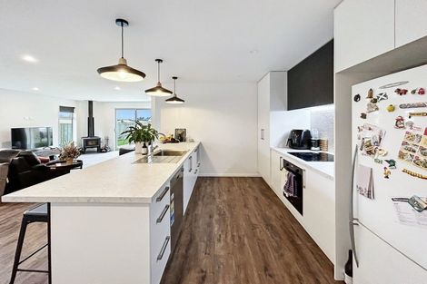 Photo of property in 9 Shier Place, Amberley, 7410