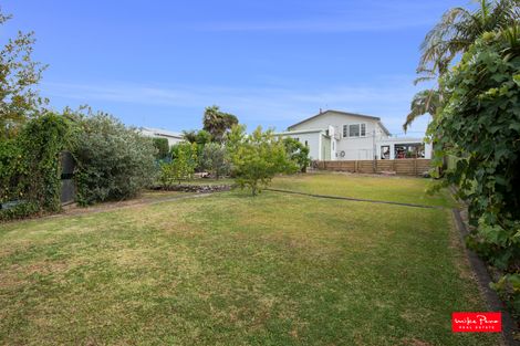 Photo of property in 9 Union Street, Hikurangi, 0114