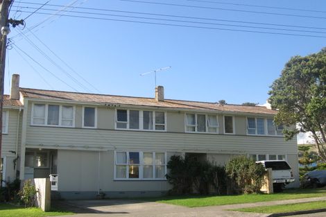 Photo of property in 3d D'urville Street, Cannons Creek, Porirua, 5024