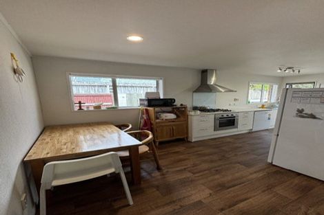 Photo of property in 1/6a Poseidon Place, Half Moon Bay, Auckland, 2012
