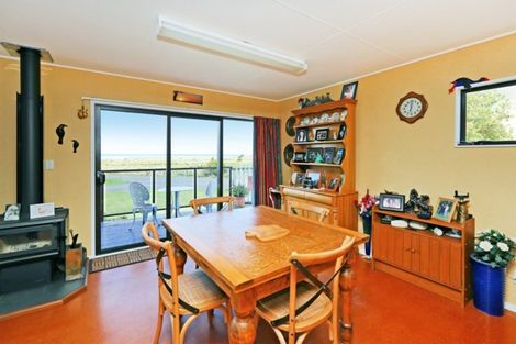 Photo of property in 1 Mchardy Place, Glenfield, Auckland, 0627