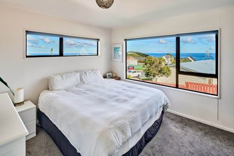 Photo of property in 79 Frobisher Street, Island Bay, Wellington, 6023