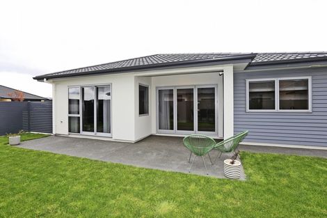 Photo of property in 12 Mckay Close, Frimley, Hastings, 4120