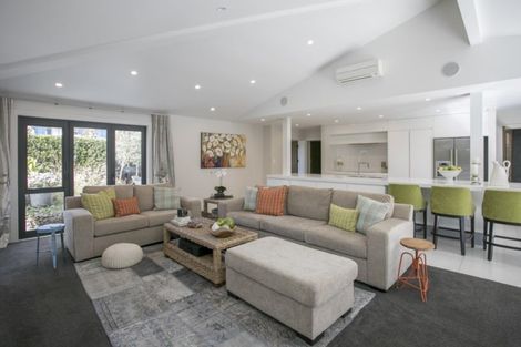 Photo of property in 11 Riverstone Grove, Hokowhitu, Palmerston North, 4410