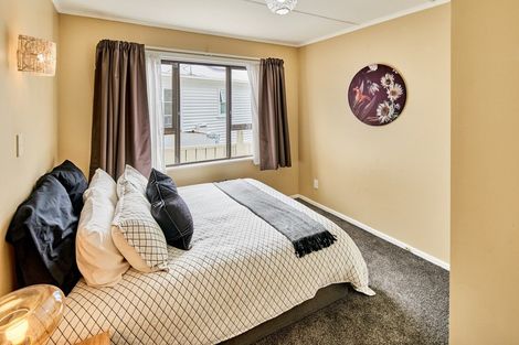 Photo of property in 74 Wainuiomata Road, Wainuiomata, Lower Hutt, 5014