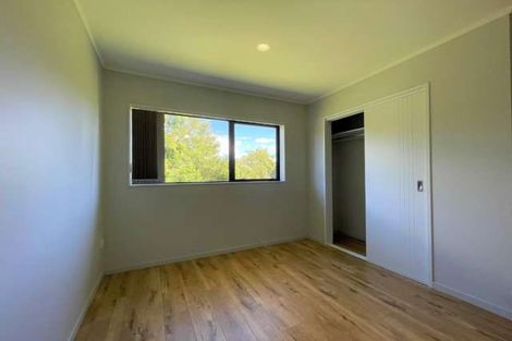 Photo of property in 20 Imperial Place, Henderson, Auckland, 0612