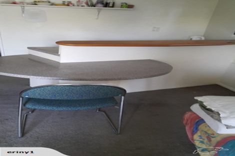 Photo of property in 2/523 Glenfield Road, Glenfield, Auckland, 0629