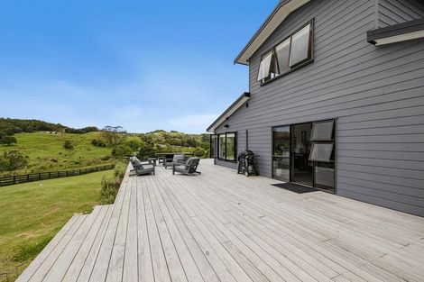 Photo of property in 525 Valley Road, Kaiwaka, 0573