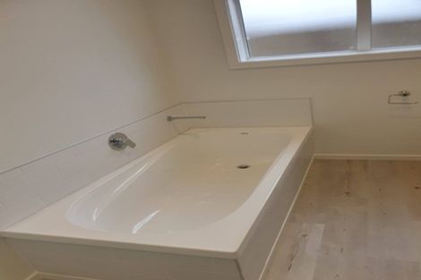 Photo of property in 43b Wainuiomata Road, Wainuiomata, Lower Hutt, 5014