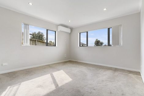 Photo of property in 88 Keri Vista Rise, Papakura, 2110