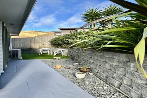 Photo of property in 20a Gifford Grove, Churton Park, Wellington, 6037