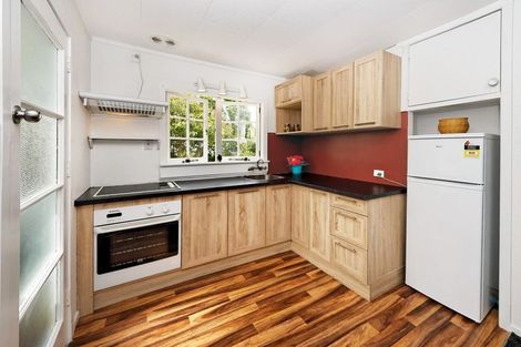 Photo of property in 4/54 View Road, Henderson, Auckland, 0612