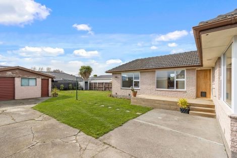 Photo of property in 22 Skerten Avenue, Hornby, Christchurch, 8042
