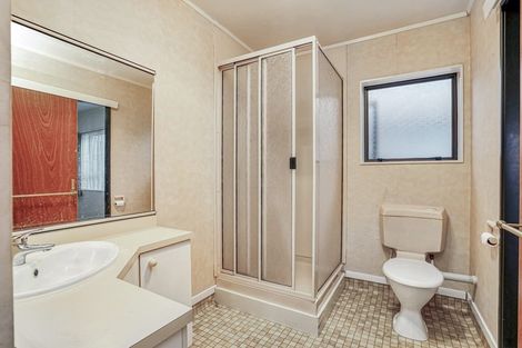 Photo of property in 61 Sare Crescent, Fairfield, Hamilton, 3214