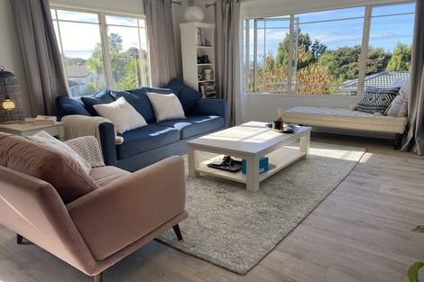 Photo of property in 39 Emlyn Place, Torbay, Auckland, 0630