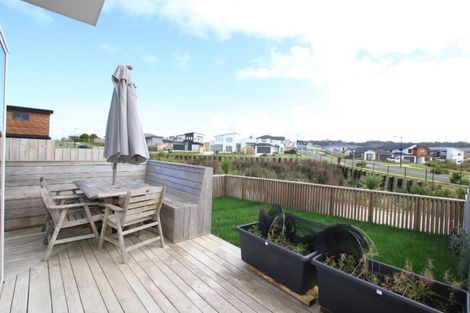 Photo of property in 45 Ara Kakara Avenue, Huapai, Kumeu, 0810