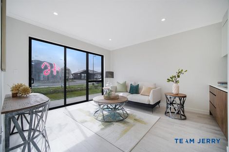 Photo of property in 17 Kaitiaki Drive, Clarks Beach, 2122