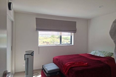 Photo of property in 39 Clay Works Lane, New Lynn, 0600