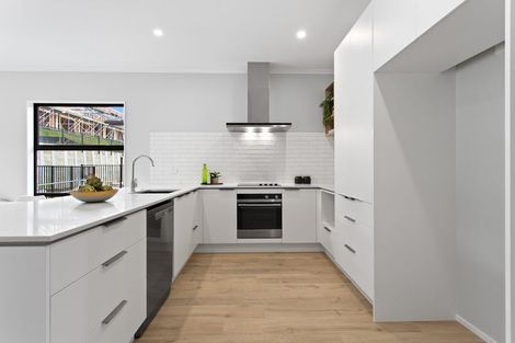 Photo of property in 27 Barrel Crescent, Swanson, Auckland, 0614