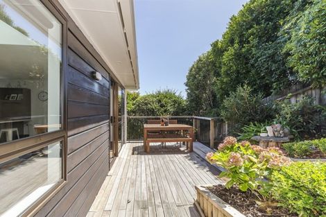 Photo of property in 11 Eclipse Lane, Whitby, Porirua, 5024