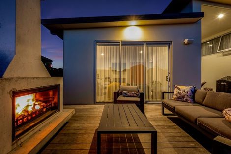 Photo of property in 59 Links Drive, Waiwhakaiho, New Plymouth, 4312