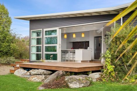 Photo of property in 10 Bridgewater Terrace, Albert Town, Wanaka, 9305