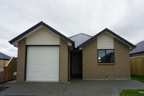 Photo of property in 28 Te Pakiaka Road, Pegasus, 7612