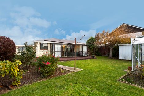 Photo of property in 1 Estuary Crescent, Fairfield, Dunedin, 9018