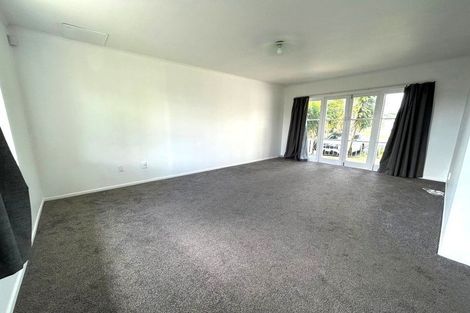Photo of property in 11 Eastburn Street, Papakura, 2110