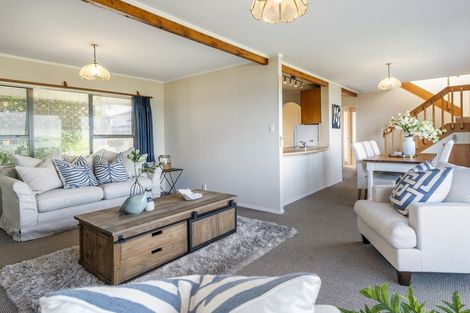 Photo of property in 87 Harbour View Road, Omokoroa, 3114