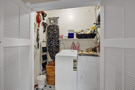 Photo of property in 12 Olivia Street, Stratford, 4332