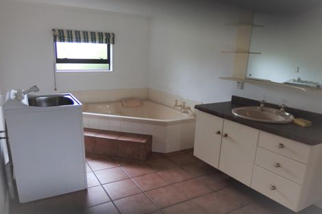 Photo of property in 172 Otipua Road, Watlington, Timaru, 7910