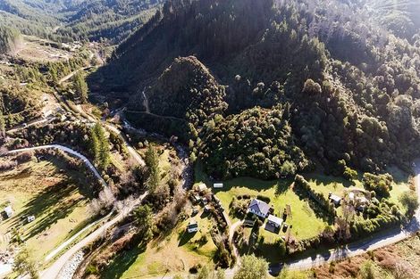 Photo of property in 860 Motueka River West Bank Road, Motueka Valley, Motueka, 7196