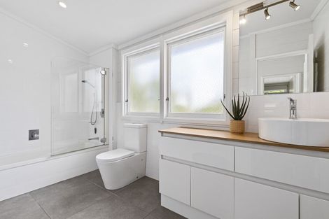 Photo of property in 525 River Road, Fairfield, Hamilton, 3214